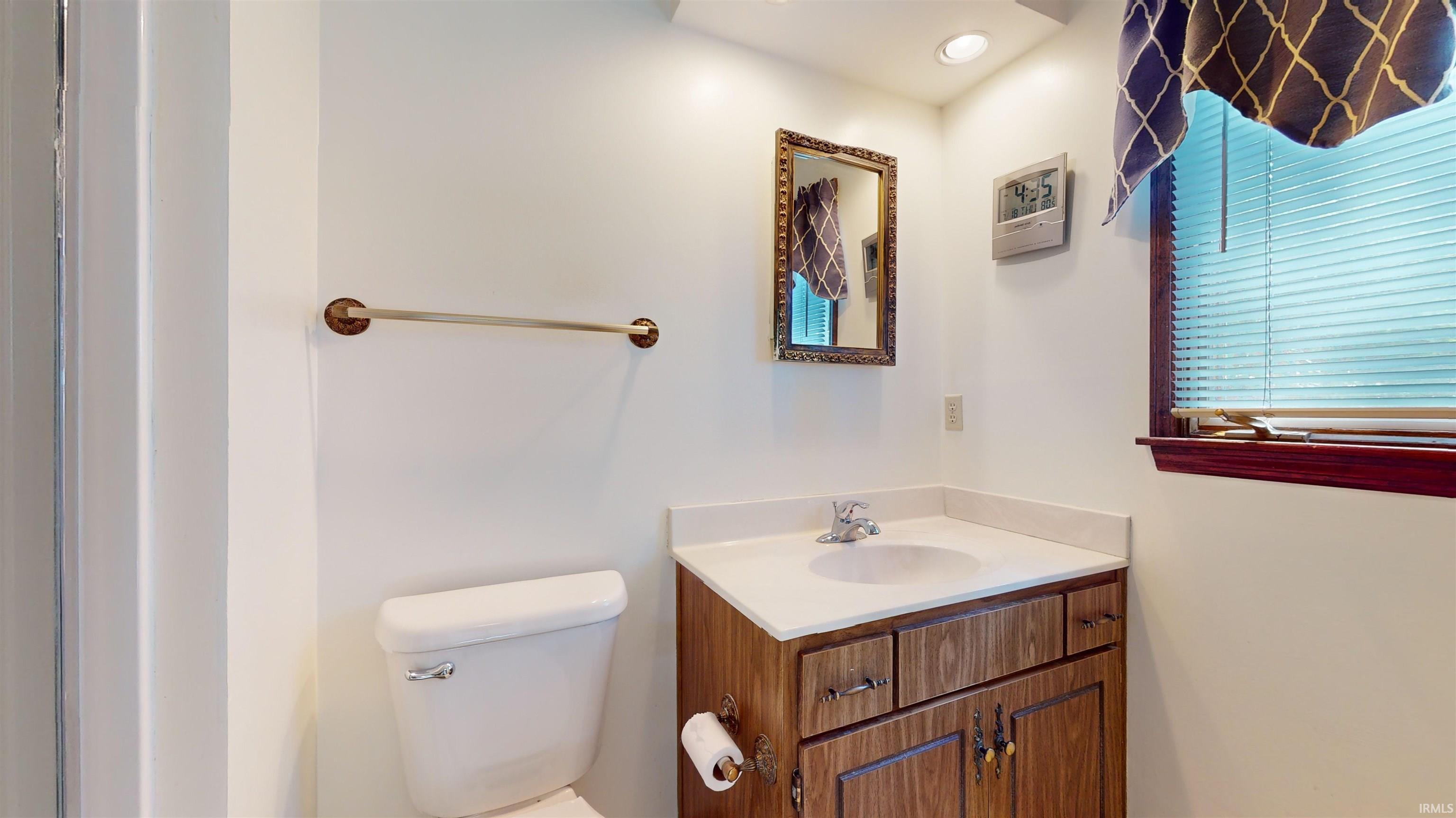 12830 Red Gate Road Evansville, IN 47725 - Photo 21 of 35 Gallery Image 21