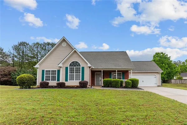 $2,050 | 3854 Wheaton Court, Snellville, GA 30039