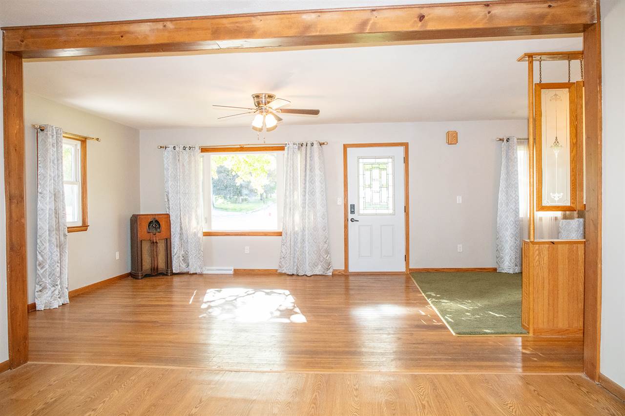 463 2nd Street Hudson, IA 50643 - Photo 6 of 20 Gallery Image 6