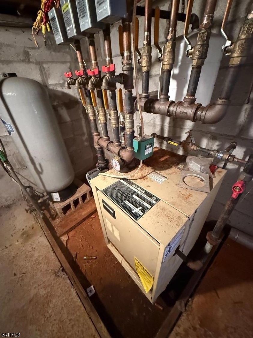 32 Clayton Road West Milford, NJ 07421 - Photo 38 of 49