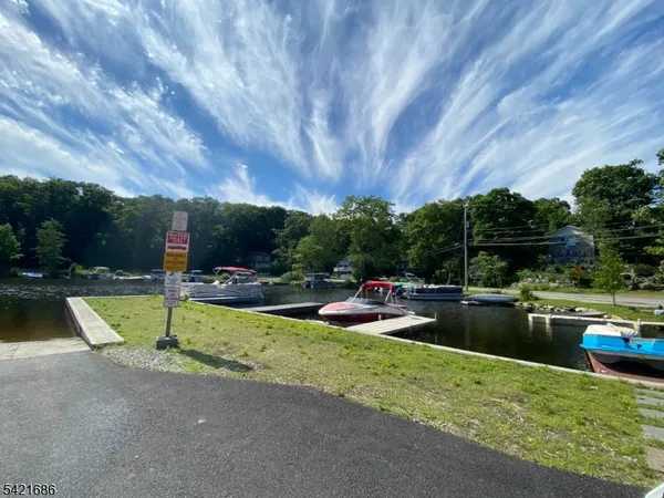 $629,900 | 32 Clayton Road, West Milford, NJ 07421