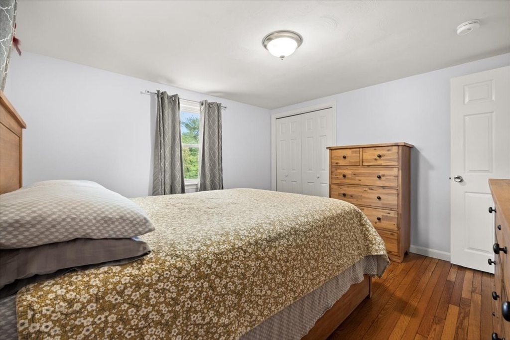 17 East Boundary Road Pembroke, MA 02359 - Photo 13 of 34