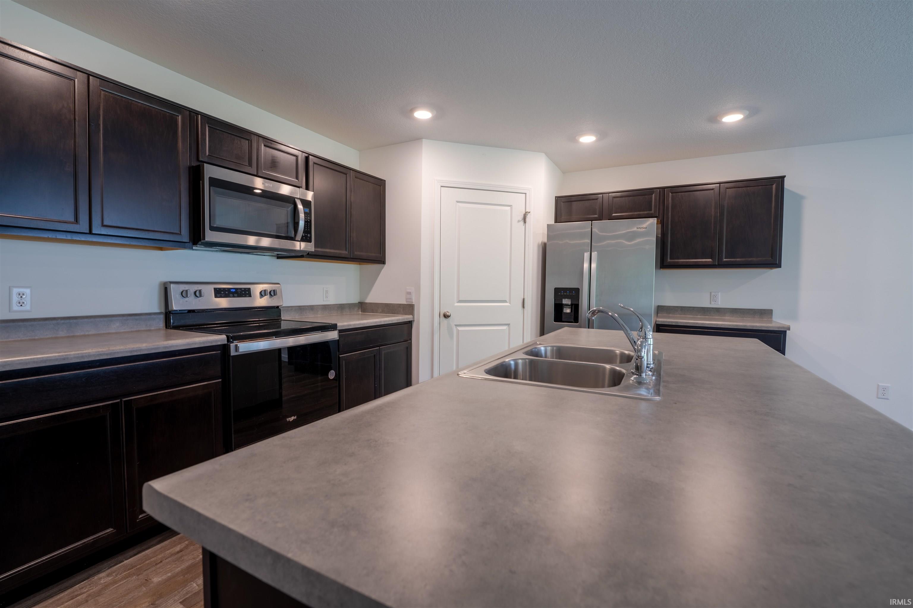 1208 Mount Isa Place Fort Wayne, IN 46845 - Photo 13 of 18