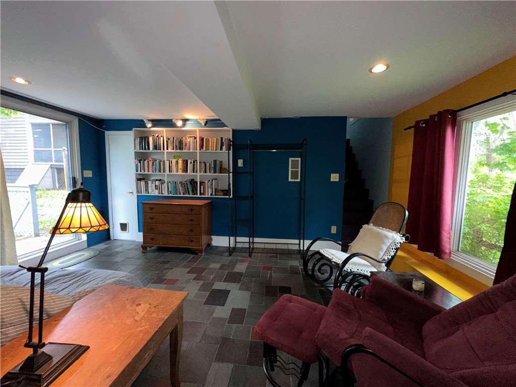 58 Beach Street Warren, RI 02885 - Photo 14 of 25