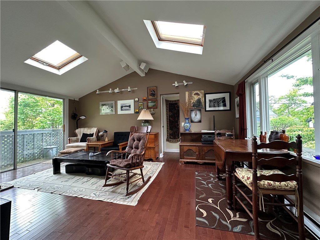 58 Beach Street Warren, RI 02885 - Photo 10 of 25