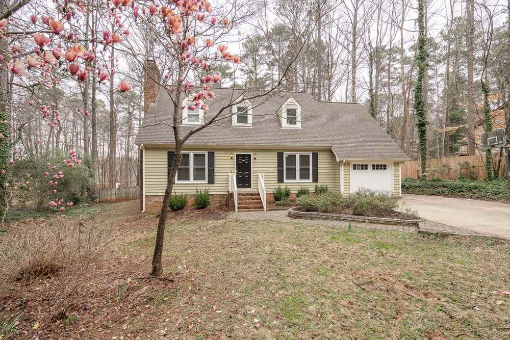 7933 Kingsland Drive Raleigh, NC 27613 - Photo 2 of 30 Exterior Front