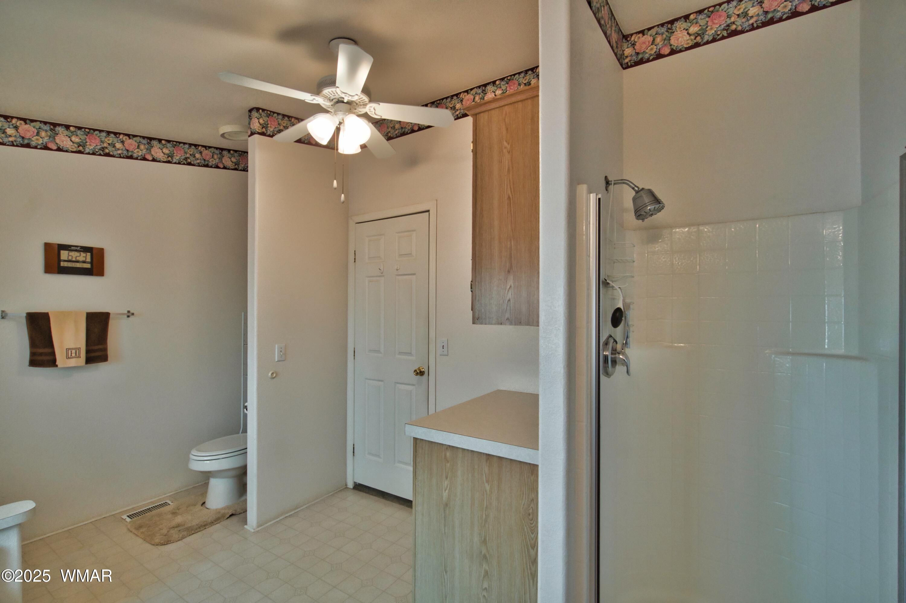180 Timber Ridge Loop Show Low, AZ 85901 - Photo 36 of 61 Master Bath