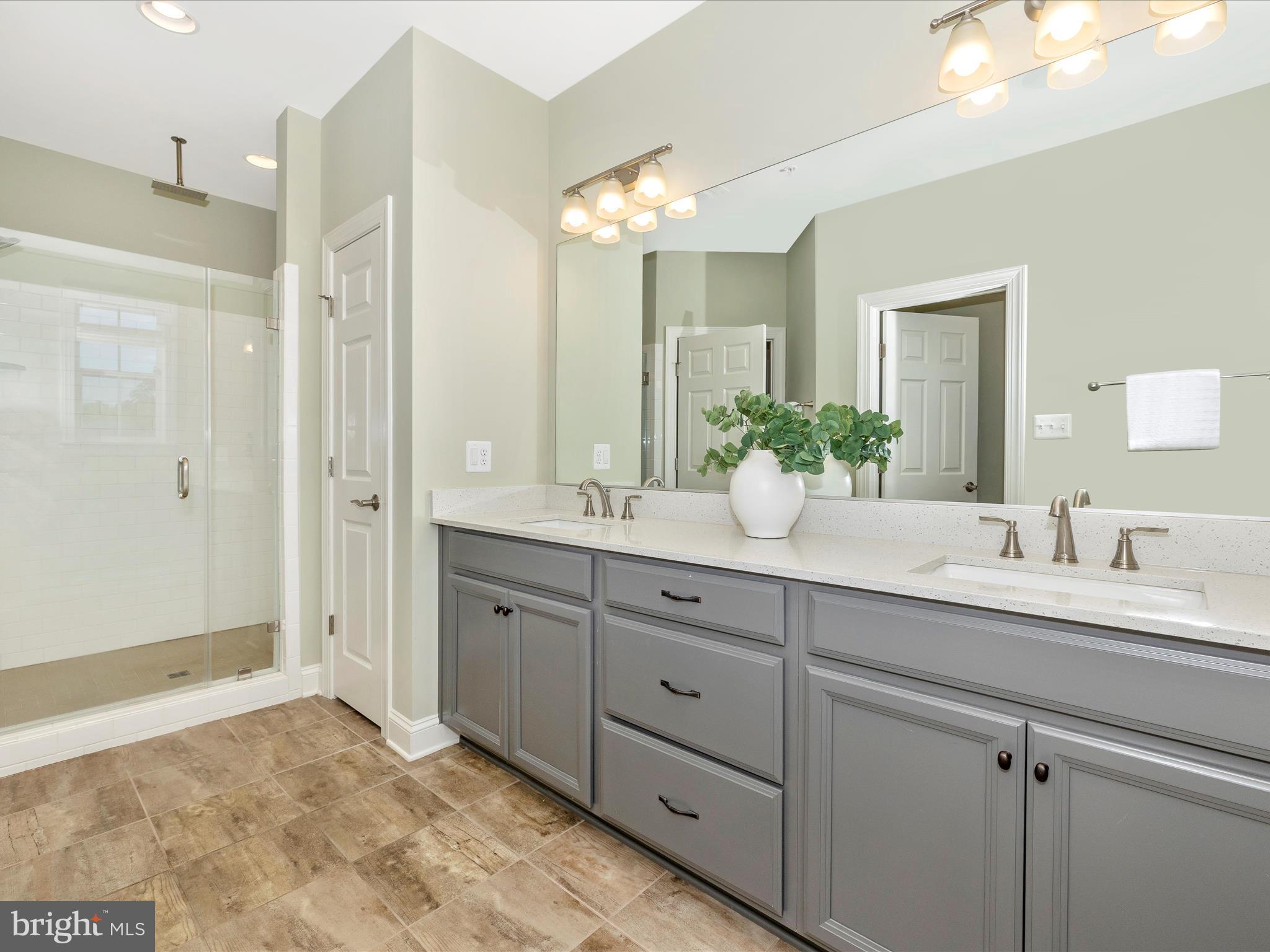 18407 Jerusalem Church Road Poolesville, MD 20837 - Photo 38 of 68 Primary Bathroom