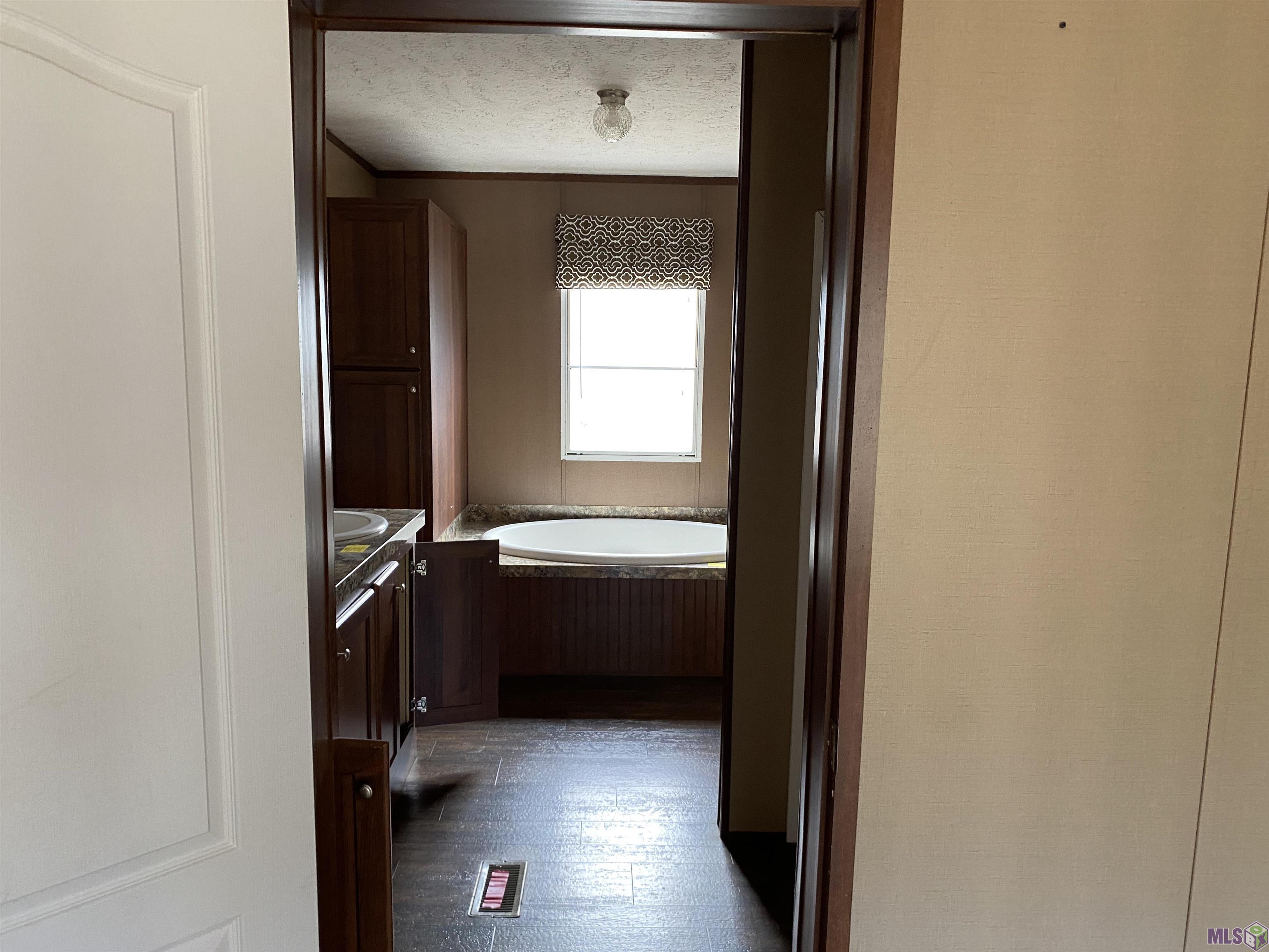 19702 Palmer Road Livingston, LA 70754 - Photo 12 of 24 Gallery Image 12