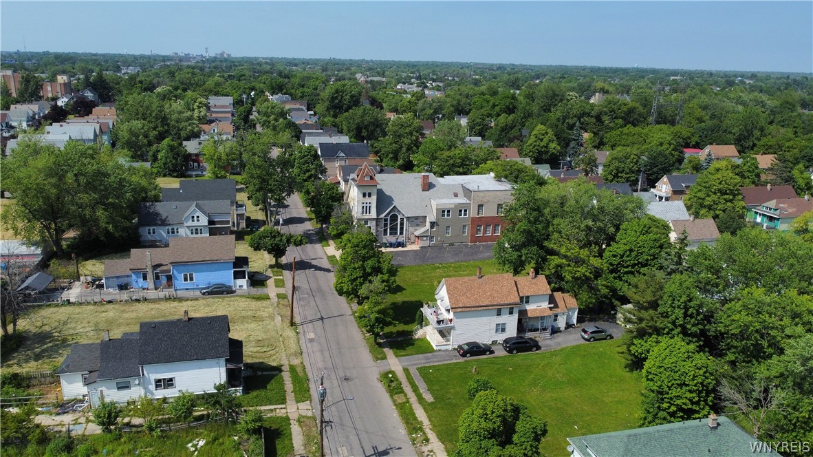 153 Sumner Place Buffalo, NY 14211 - Photo 12 of 36