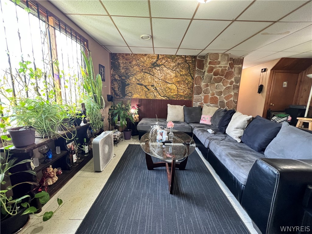 153 Sumner Place Buffalo, NY 14211 - Photo 18 of 36