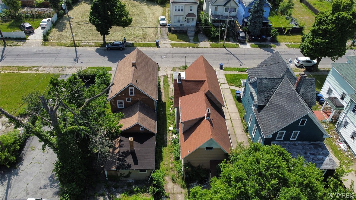 153 Sumner Place Buffalo, NY 14211 - Photo 7 of 36