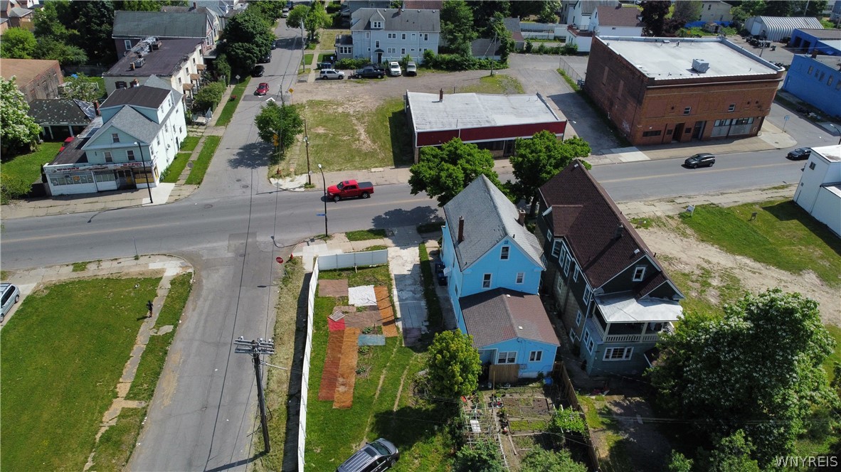 153 Sumner Place Buffalo, NY 14211 - Photo 8 of 36