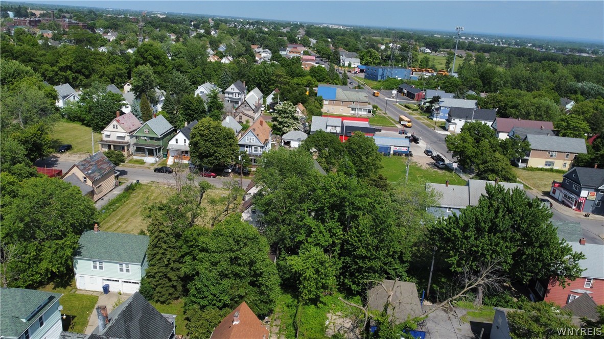 153 Sumner Place Buffalo, NY 14211 - Photo 10 of 36