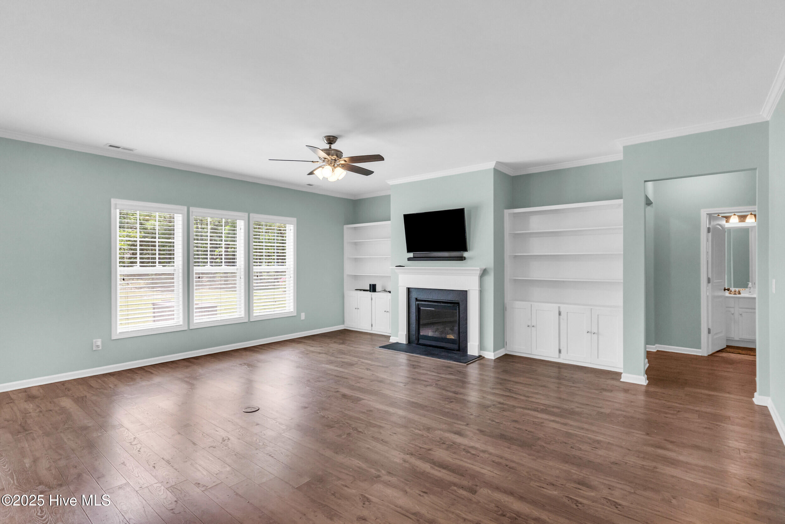 57 Downy Drive Hampstead, NC 28443 - Photo 6 of 40 10_57downydrive_00010