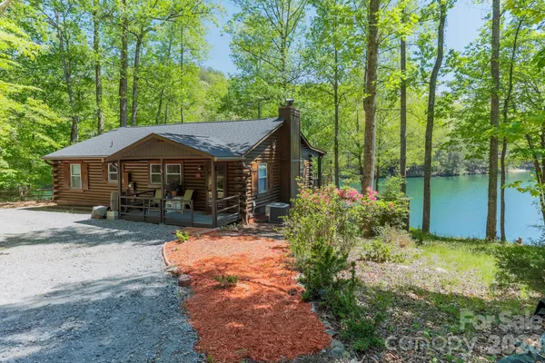 $595,000 | 116 Teal Lane, Lake Lure, NC 28746