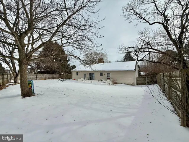 $321,900 | 335 Donna Lane, York, PA 17403