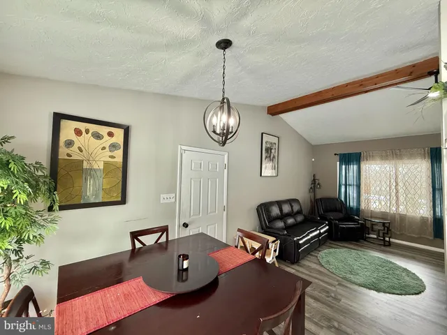 $321,900 | 335 Donna Lane, York, PA 17403