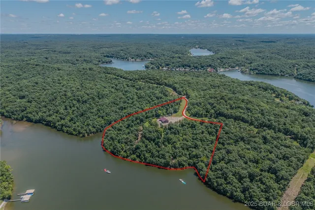 $3,589,900 | 26450 Eagle Point Road, Unit (1415 47' LAKE FRONT), Barnett, MO 65011