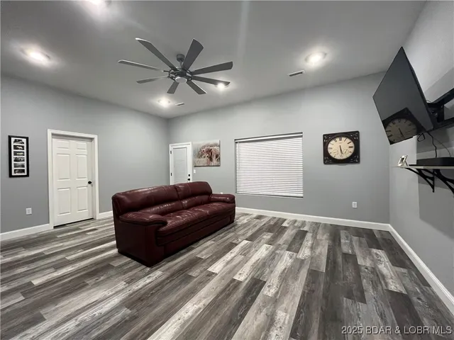 $3,589,900 | 26450 Eagle Point Road, Unit (1415 47' LAKE FRONT), Barnett, MO 65011