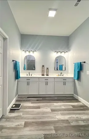 $3,589,900 | 26450 Eagle Point Road, Unit (1415 47' LAKE FRONT), Barnett, MO 65011