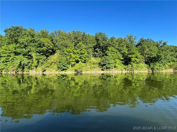 $3,589,900 | 26450 Eagle Point Road, Unit (1415 47' LAKE FRONT), Barnett, MO 65011