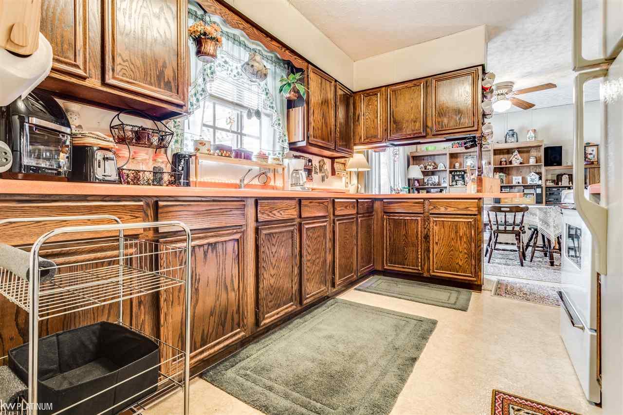 4252 Wixson Road Croswell, MI 48422 - Photo 16 of 34
