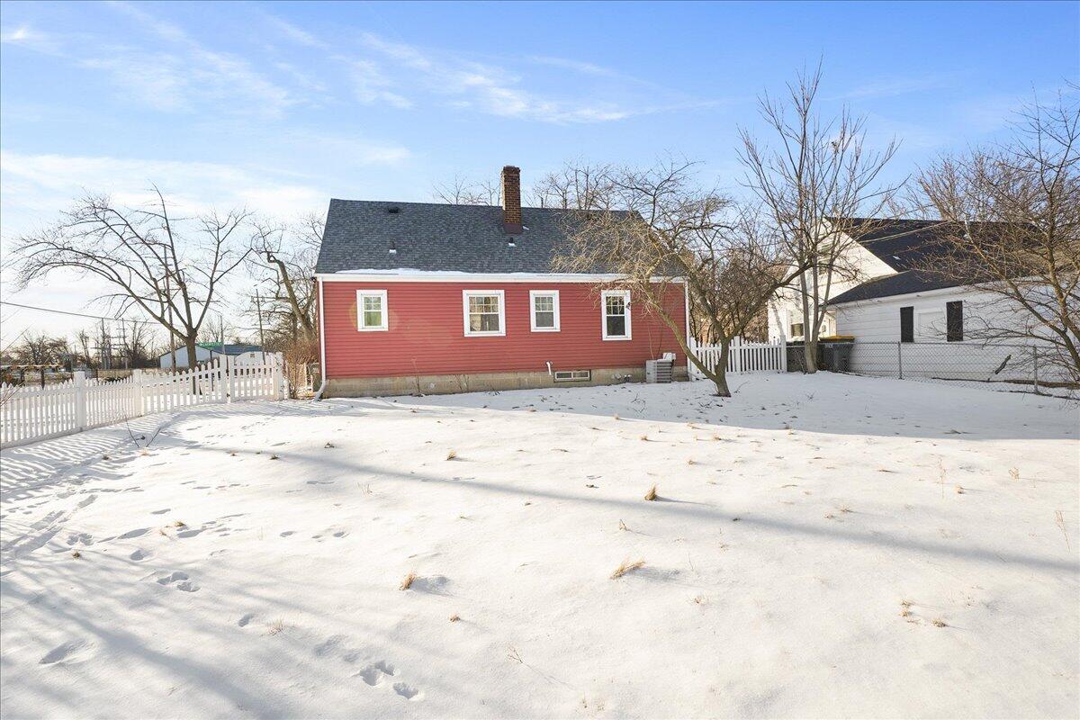 1102 Lafayette Street Valparaiso, IN 46383 - Photo 24 of 25 a front view of a house with a yard