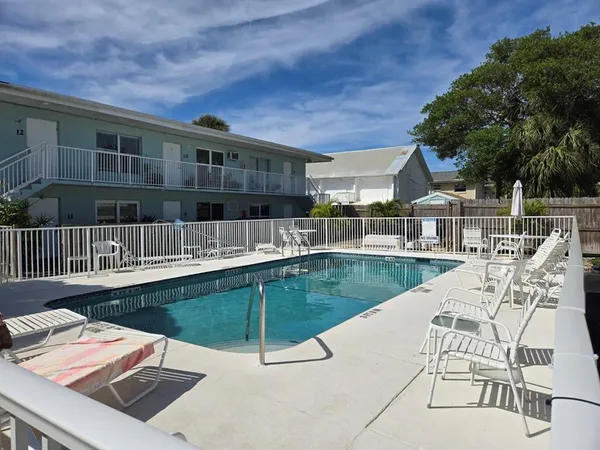 $1,800 | 7605 Ridgewood Avenue, Unit 111, Cape Canaveral, FL 32920