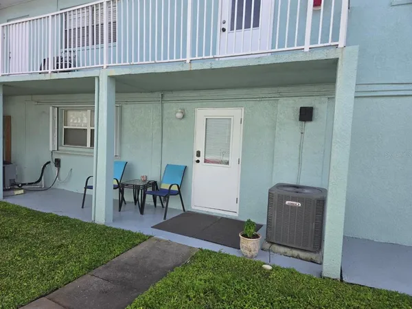 $1,800 | 7605 Ridgewood Avenue, Unit 111, Cape Canaveral, FL 32920