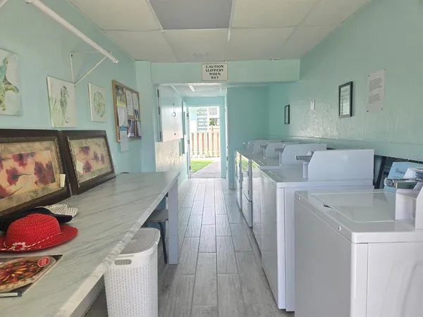 $1,800 | 7605 Ridgewood Avenue, Unit 111, Cape Canaveral, FL 32920