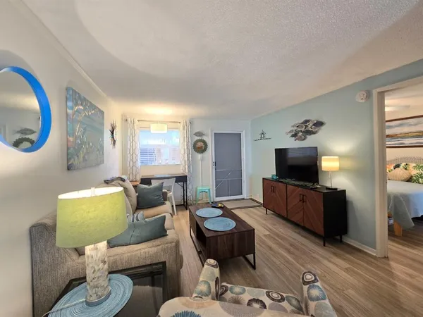 $1,800 | 7605 Ridgewood Avenue, Unit 111, Cape Canaveral, FL 32920