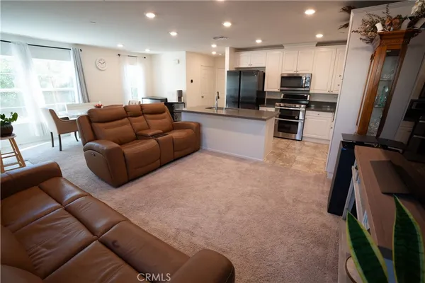 $519,900 | 7155 Citrus Avenue, Unit 381, Fontana, CA 92336
