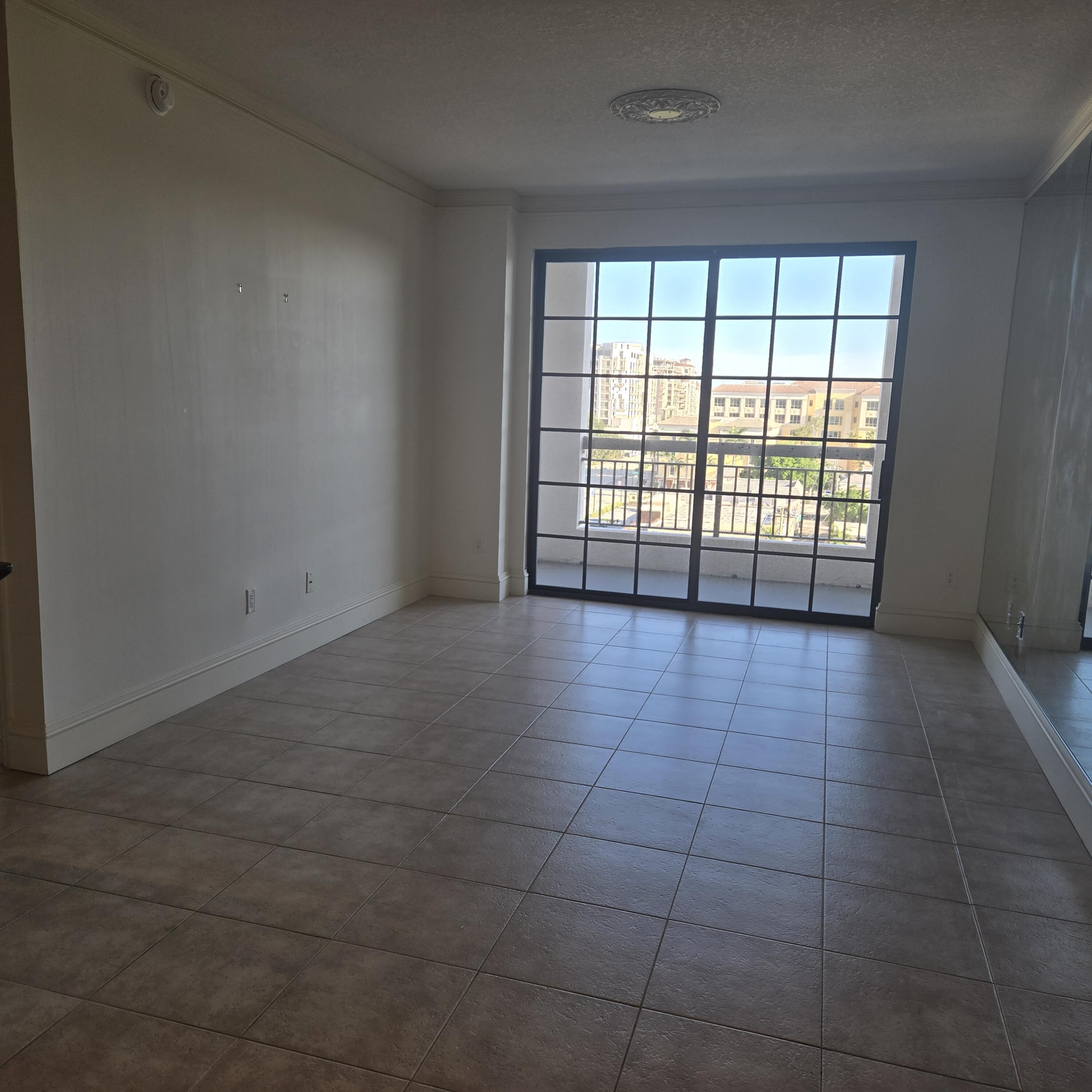 233 South Federal Highway, Unit 721 Boca Raton, FL 33432 - Photo 2 of 50 a view of an empty room with a window