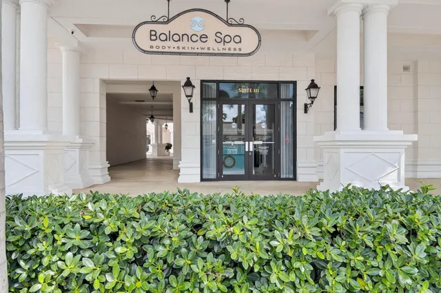 $3,200 | 233 South Federal Highway, Unit 721, Boca Raton, FL 33432
