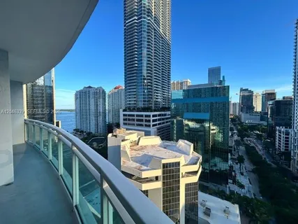 $5,400 | 951 Brickell Avenue, Unit 2011, Miami, FL 33131