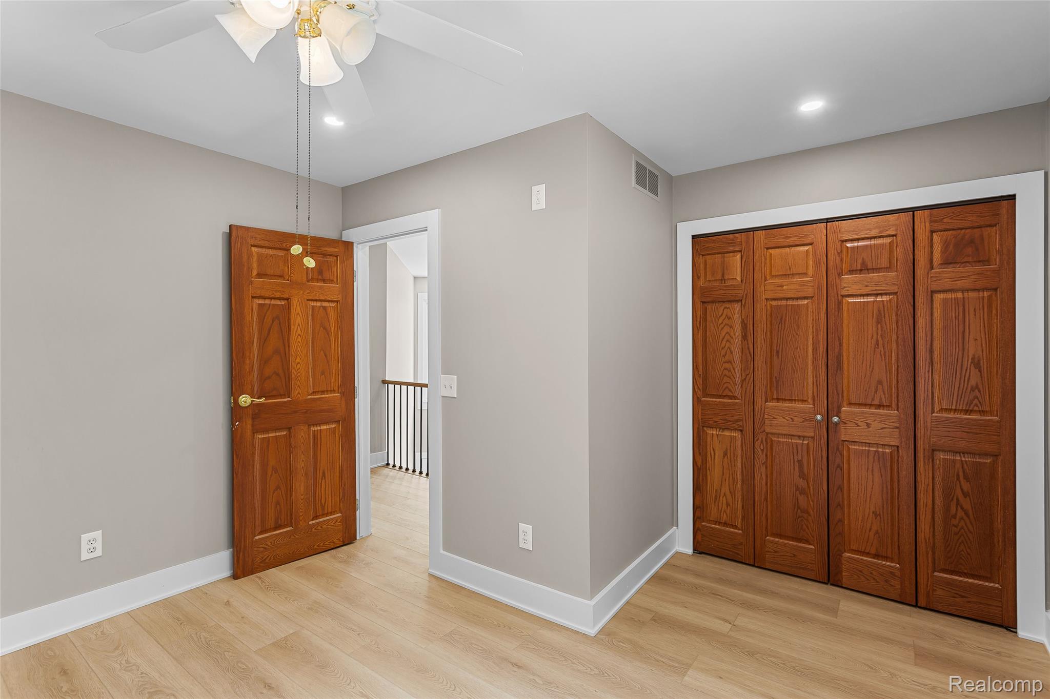 6552 Orion Road Rochester, MI 48306 - Photo 28 of 53 Bedroom