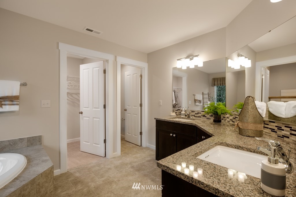 8425 Northeast 203rd Place, Unit 19 Bothell, WA 98011 - Photo 14 of 25 Gallery Image 14