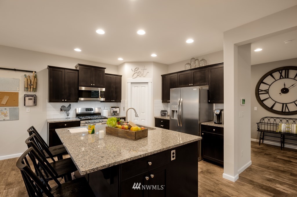 8425 Northeast 203rd Place, Unit 19 Bothell, WA 98011 - Photo 4 of 25 Gallery Image 4
