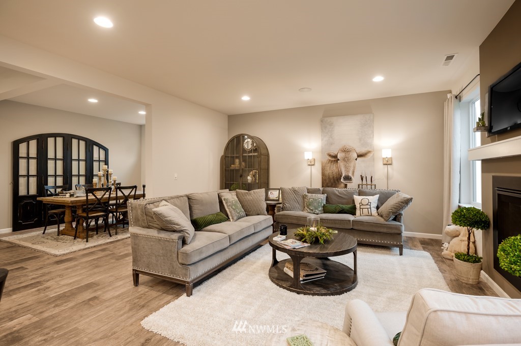 8425 Northeast 203rd Place, Unit 19 Bothell, WA 98011 - Photo 8 of 25 Gallery Image 8