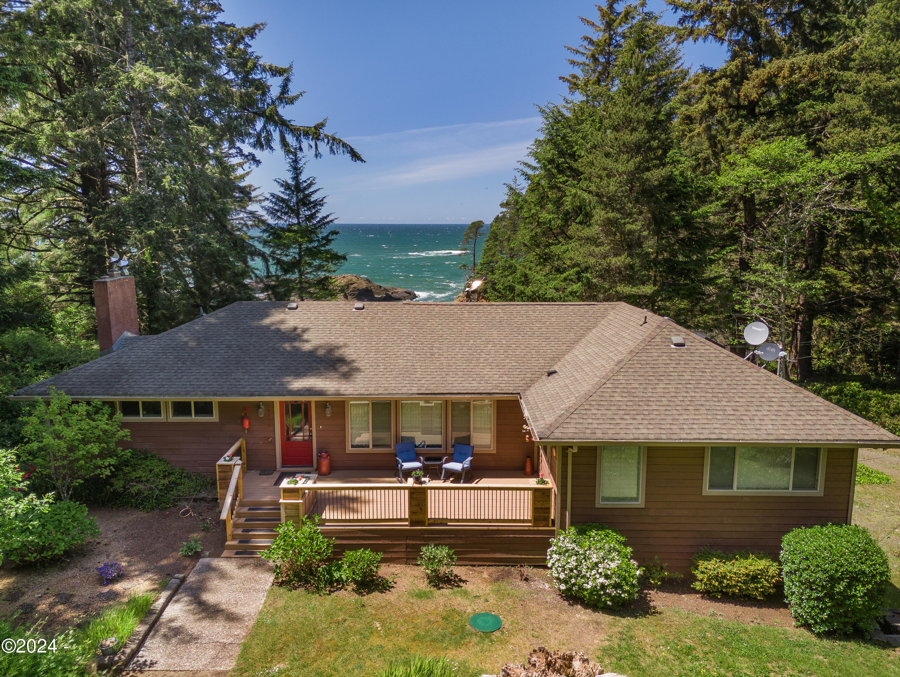 2275 Highway 101 Depoe Bay, OR 97341 - Photo 9 of 61 Magical Home Front