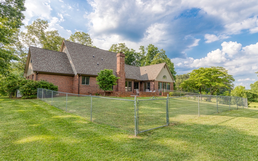 56 Industrial Park Road Blue Ridge, GA 30513 - Photo 3 of 4 Additional View
