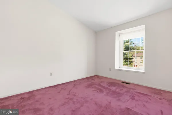 $450,000 | 5 Sonata Court, Silver Spring, MD 20901