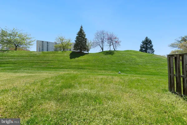 $450,000 | 5 Sonata Court, Silver Spring, MD 20901