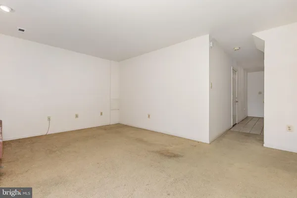 $450,000 | 5 Sonata Court, Silver Spring, MD 20901