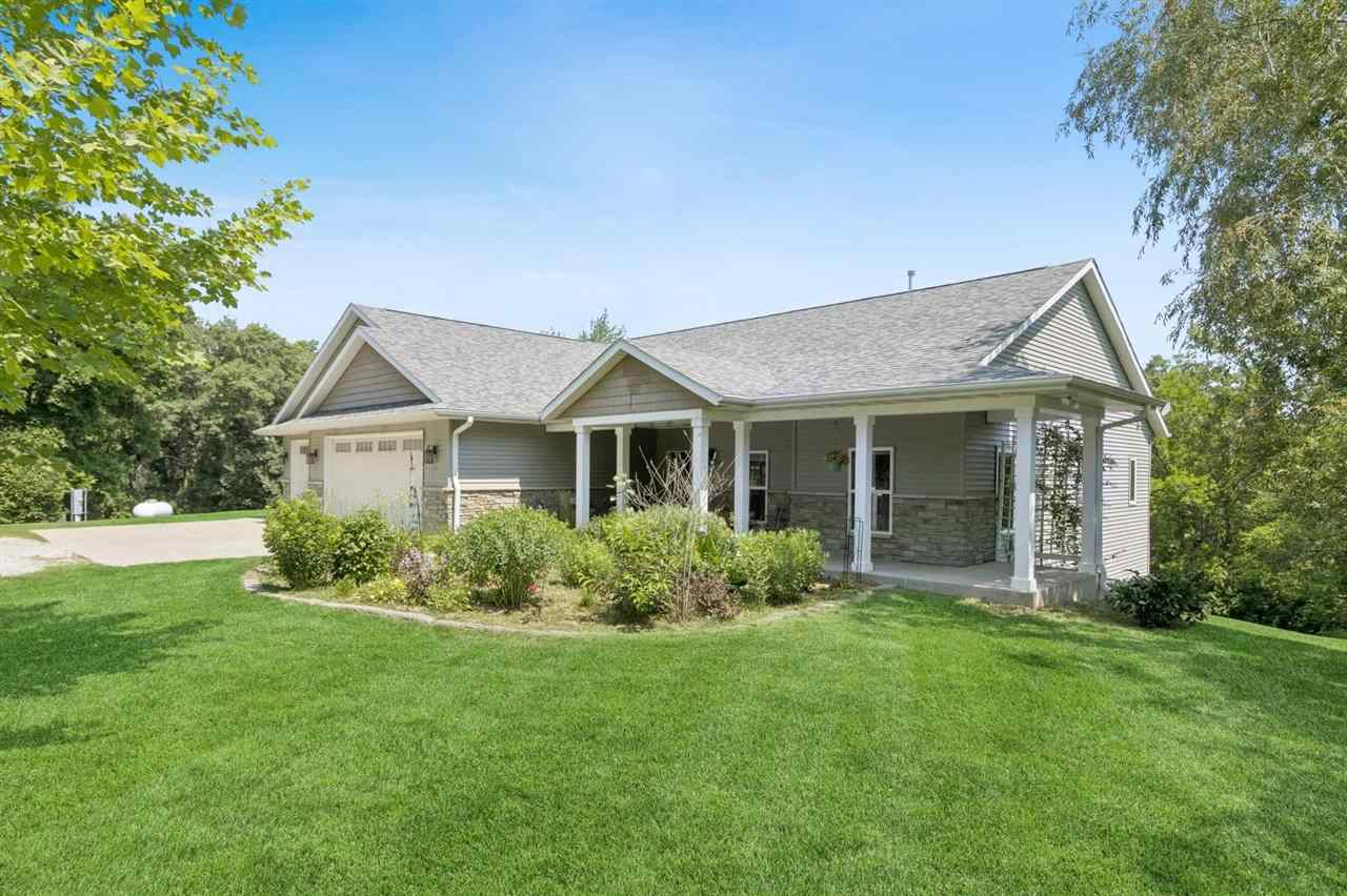 2066 Kestrel Ridge Southwest Oxford, IA 52322 - Photo 5 of 45 Gallery Image 5