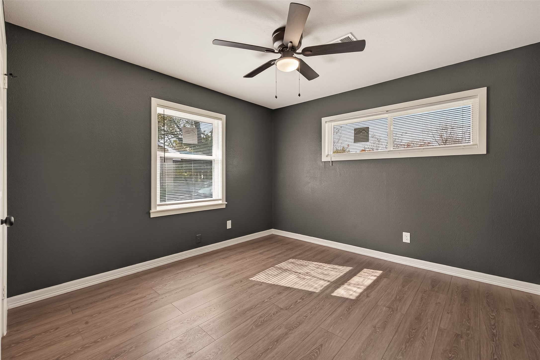 2619 Sinclair Street Pasadena, TX 77503 - Photo 21 of 29 a view of empty room with wooden floor