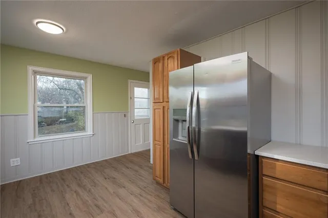 $299,450 | 9 Northwest Englewood Court, Gladstone, MO 64118