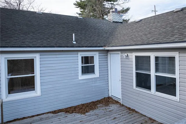 $299,450 | 9 Northwest Englewood Court, Gladstone, MO 64118