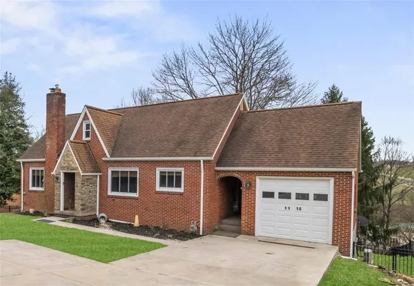 $260,000 | 1110 10th Street, Irwin, PA 15642